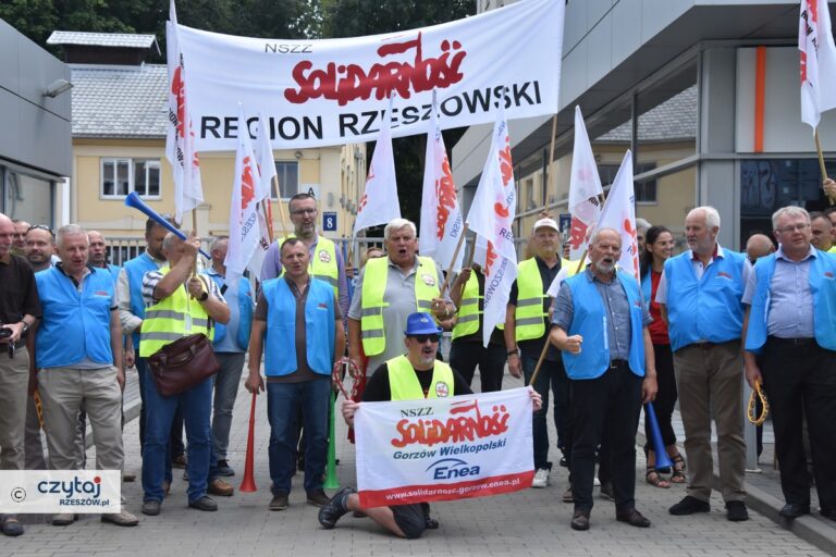 Zwolnienie działacza związkowego. To jawna wojna ze związkiem zawodowym!